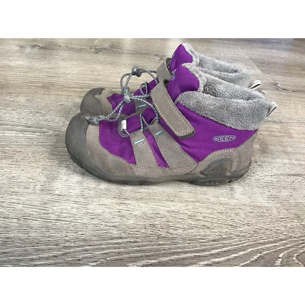 Keen Knotch Youth Size 4 Insulated Waterproof Purple Ankle Boots #1026738